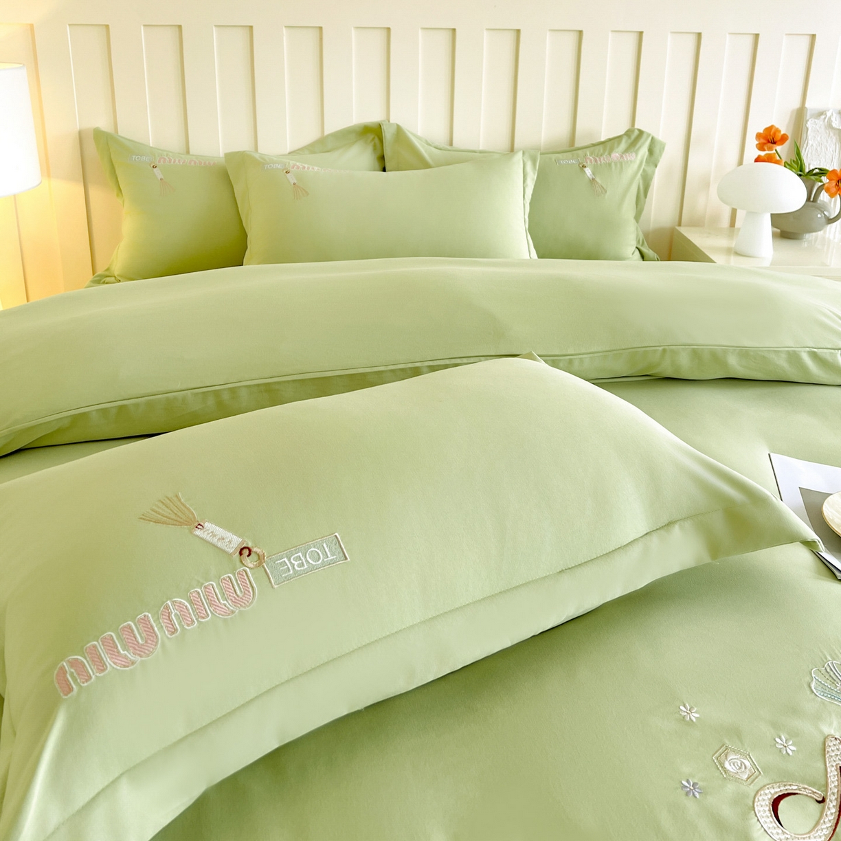 91家纺网 家纺一手货源 找家纺 文黛家居 2025新款高克重水洗棉绣花四件套-梦恋 梦恋-果绿