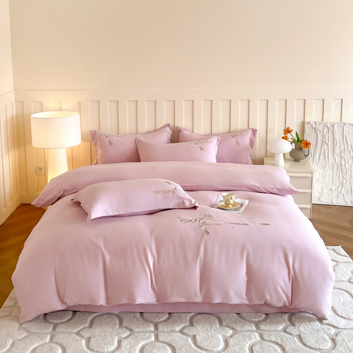 91家纺网 家纺一手货源 找家纺 文黛家居 2025新款高克重水洗棉绣花四件套-梦恋 梦恋-粉