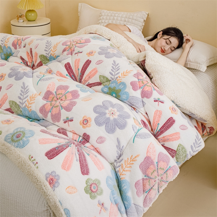 91家纺网 家纺一手货源 找家纺 曼町家居 2025新款加厚升级款雪花绒印花冬被 被子被芯 花开花落