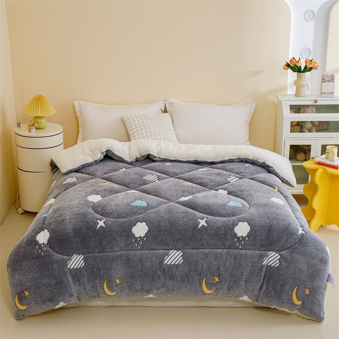 91家纺网 家纺一手货源 找家纺 曼町家居 2025新款加厚升级款雪花绒印花冬被 被子被芯 灰色星空