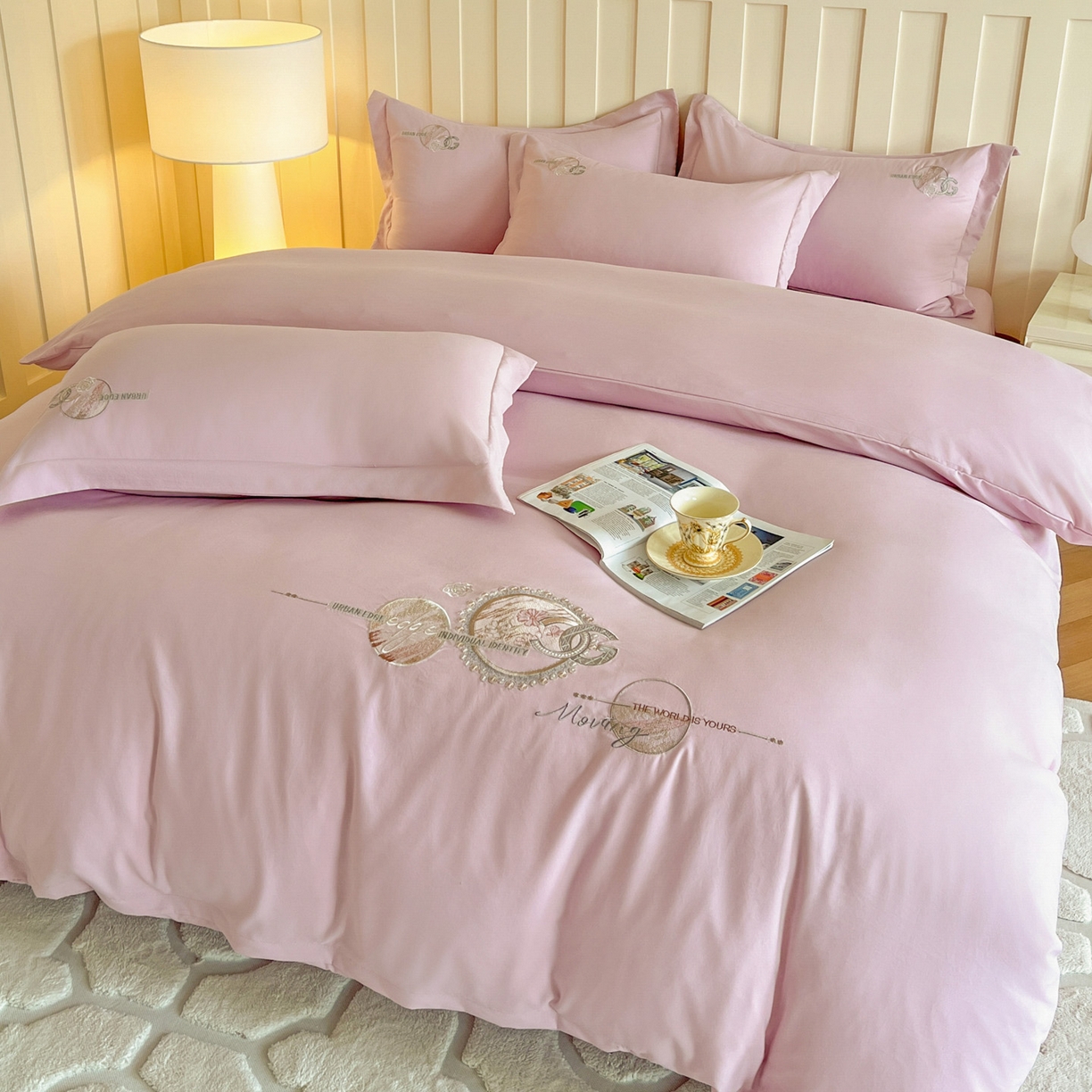 91家纺网 家纺一手货源 找家纺 文黛家居 2025新款高克重水洗棉绣花四件套-奢侈生活 奢侈生活-粉