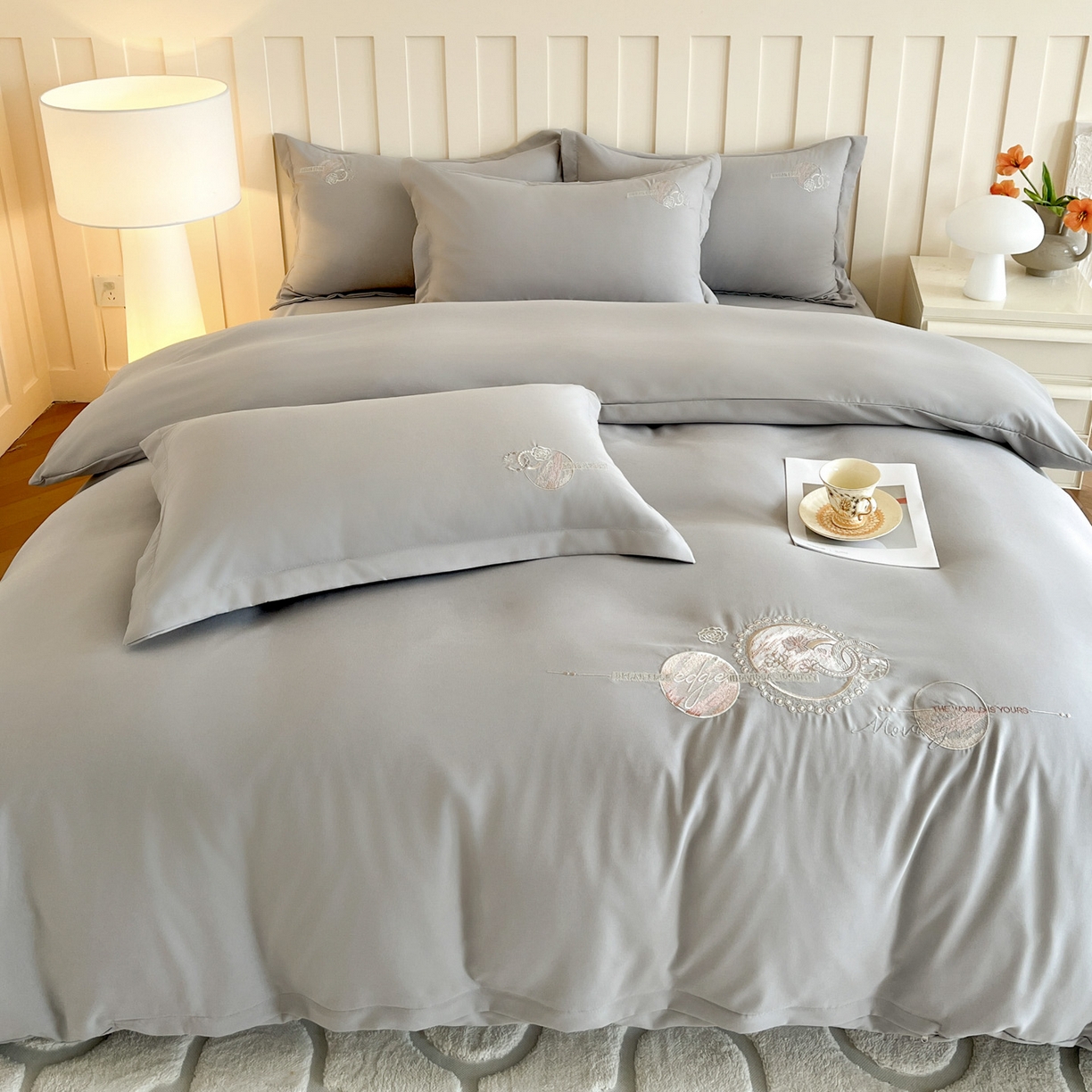 91家纺网 家纺一手货源 找家纺 文黛家居 2025新款高克重水洗棉绣花四件套-奢侈生活 奢侈生活-灰