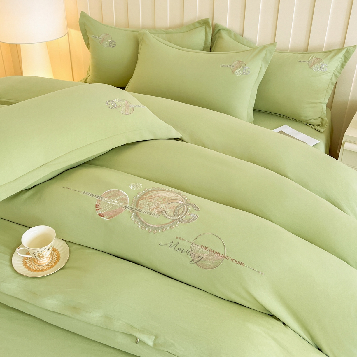 91家纺网 家纺一手货源 找家纺 文黛家居 2025新款高克重水洗棉绣花四件套-奢侈生活 奢侈生活-果绿