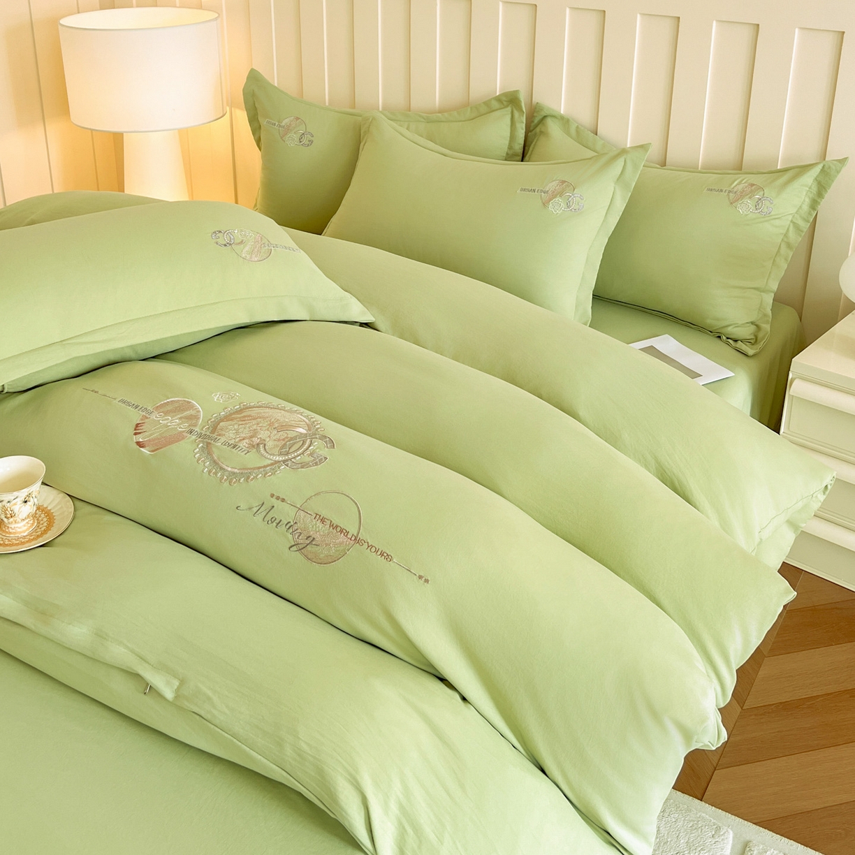 91家纺网 家纺一手货源 找家纺 文黛家居 2025新款高克重水洗棉绣花四件套-奢侈生活 奢侈生活-果绿