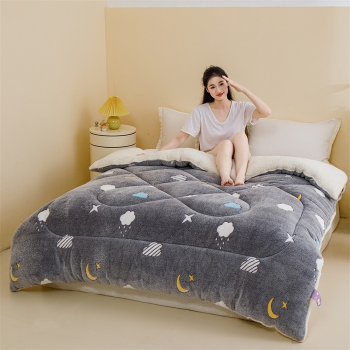 91家纺网 家纺一手货源 找家纺 曼町家居 2025新款加厚升级款雪花绒印花冬被 被子被芯 灰色星空