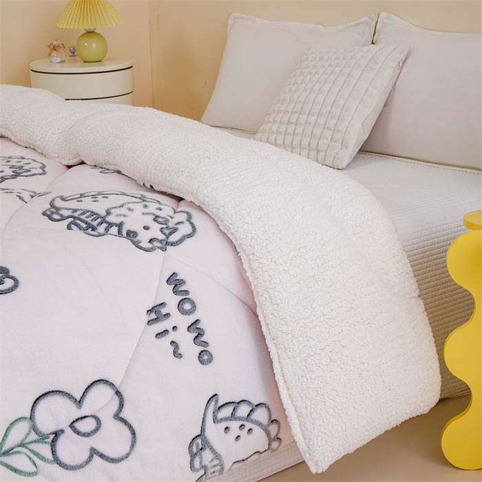 91家纺网 家纺一手货源 找家纺 曼町家居 2025新款加厚升级款雪花绒印花冬被 被子被芯 恐龙乐园