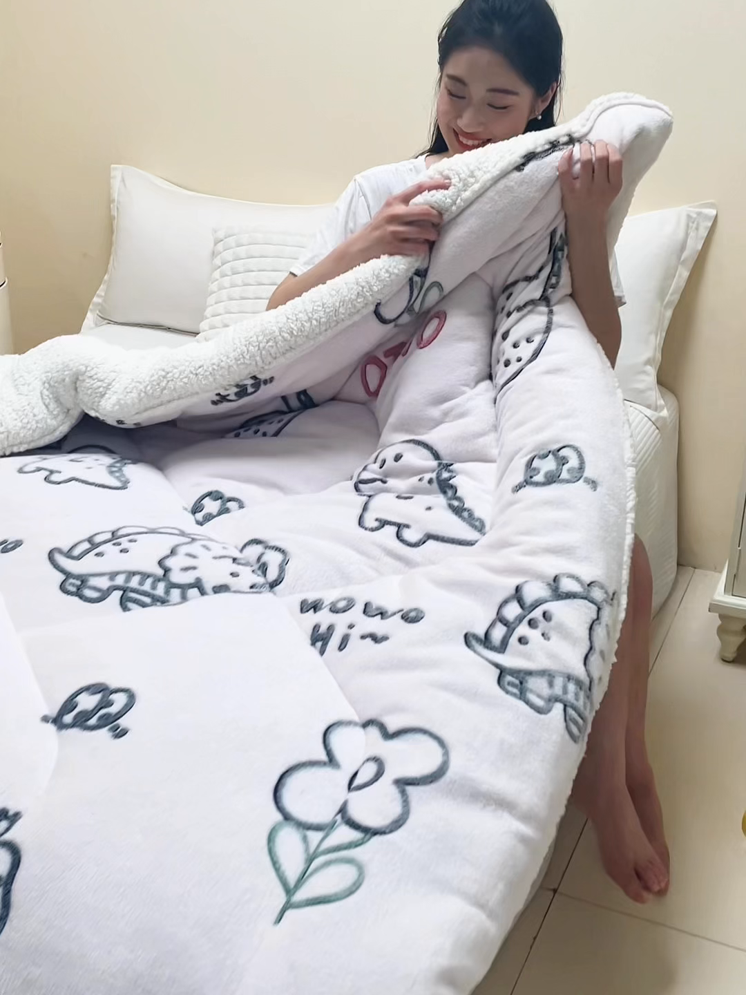 91家纺网 家纺一手货源 找家纺 曼町家居 2025新款加厚升级款雪花绒印花冬被 被子被芯 恐龙乐园