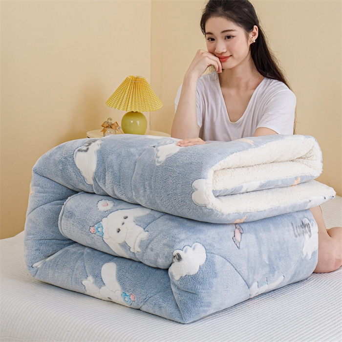 91家纺网 家纺一手货源 找家纺 曼町家居 2025新款加厚升级款雪花绒印花冬被 被子被芯 蓝色大耳狗