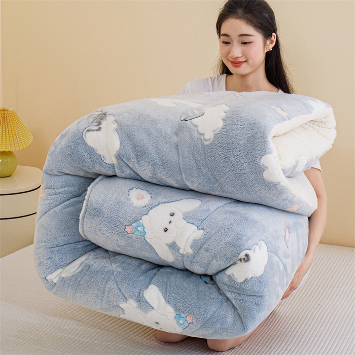 91家纺网 家纺一手货源 找家纺 曼町家居 2025新款加厚升级款雪花绒印花冬被 被子被芯 蓝色大耳狗