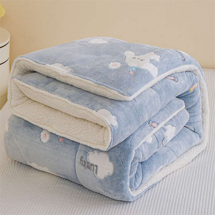 91家纺网 家纺一手货源 找家纺 曼町家居 2025新款加厚升级款雪花绒印花冬被 被子被芯 蓝色大耳狗