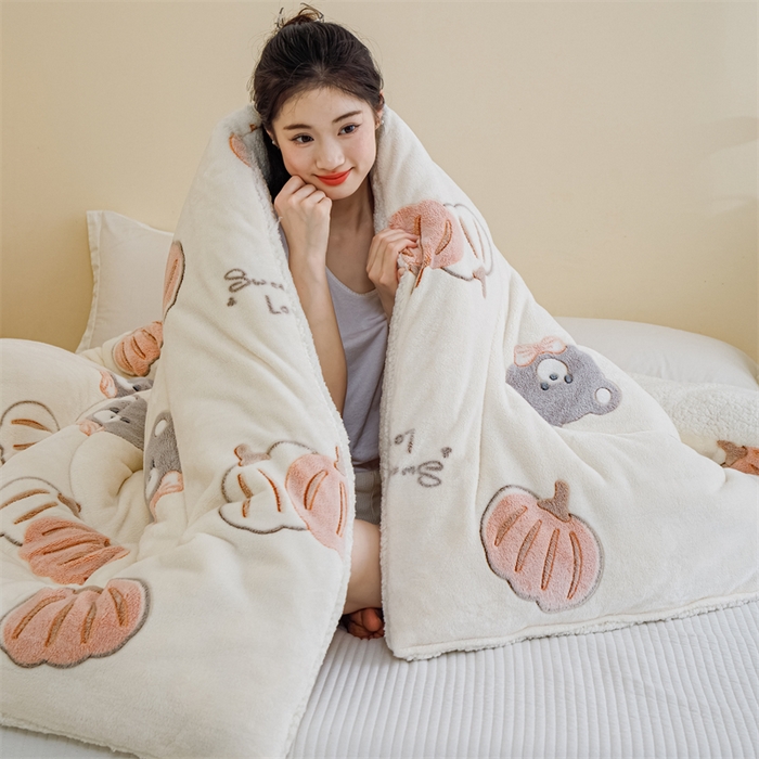 91家纺网 家纺一手货源 找家纺 曼町家居 2025新款加厚升级款雪花绒印花冬被 被子被芯 绅士派对