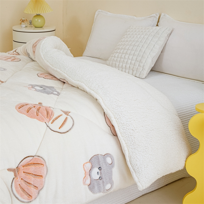 91家纺网 家纺一手货源 找家纺 曼町家居 2025新款加厚升级款雪花绒印花冬被 被子被芯 绅士派对