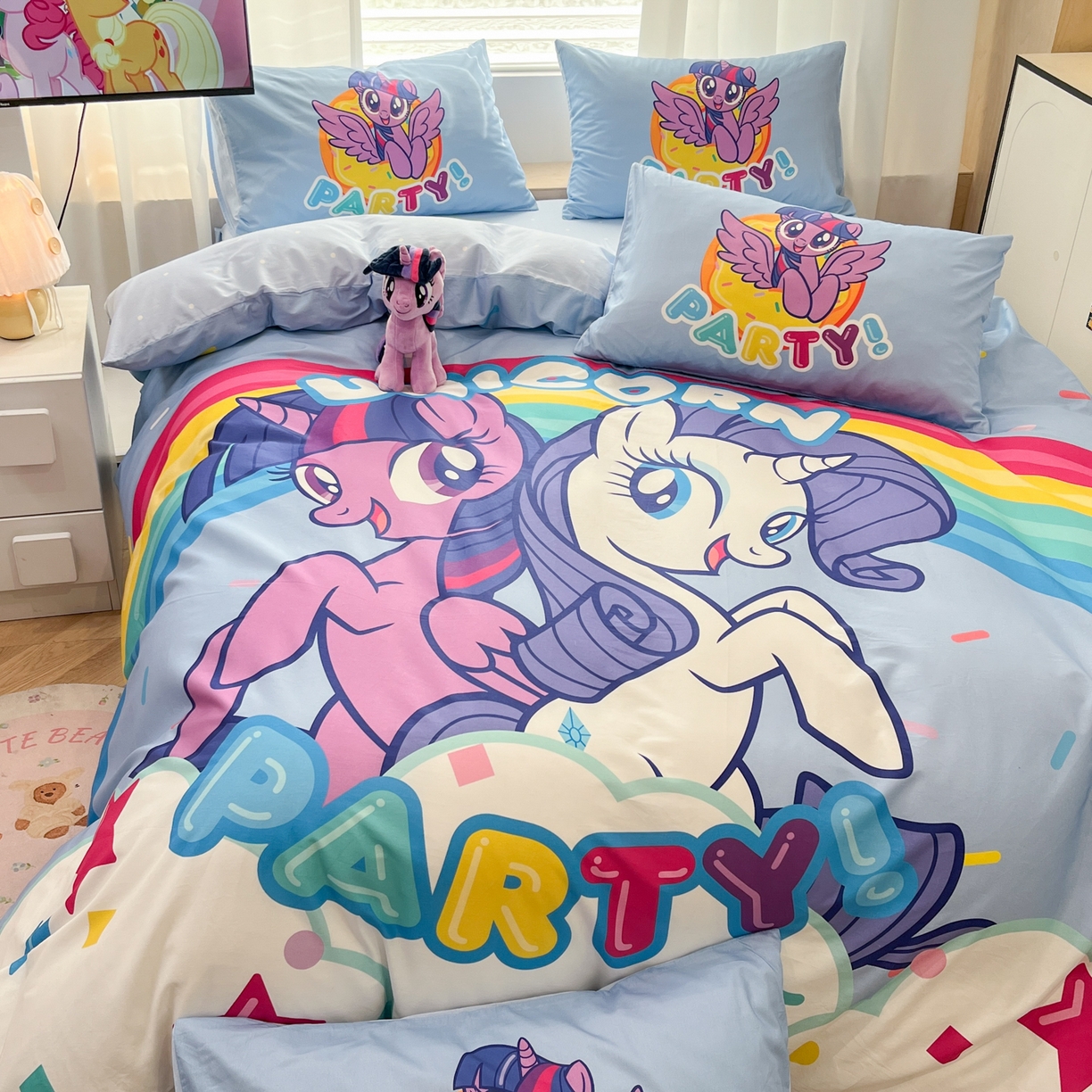 91家纺网 家纺一手货源 找家纺 暮思家居 2025新款正版授权小马宝莉大版全棉数码印花纯棉四件套 大版-彩虹宝莉