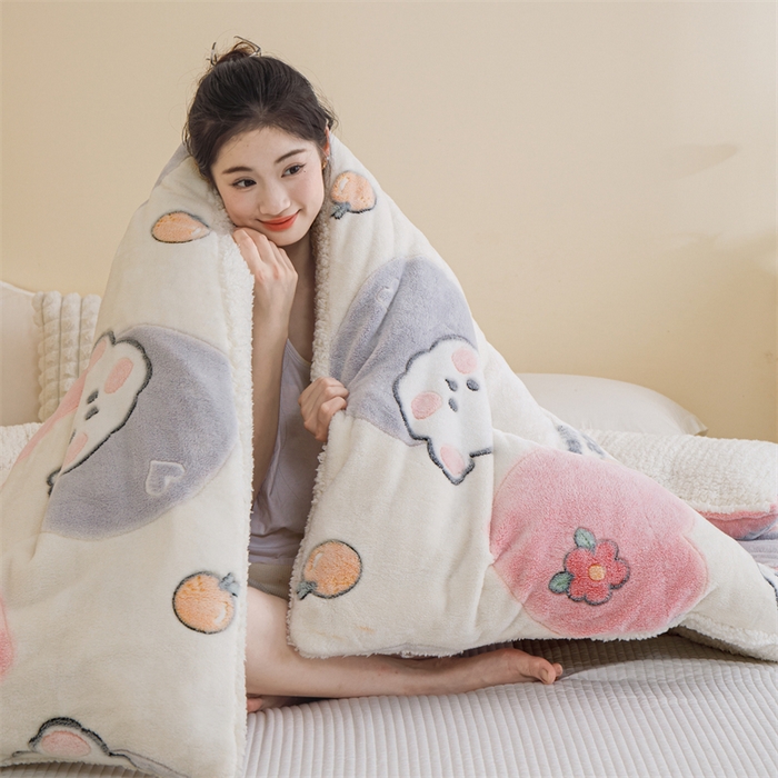 91家纺网 家纺一手货源 找家纺 曼町家居 2025新款加厚升级款雪花绒印花冬被 被子被芯 甜蜜小熊