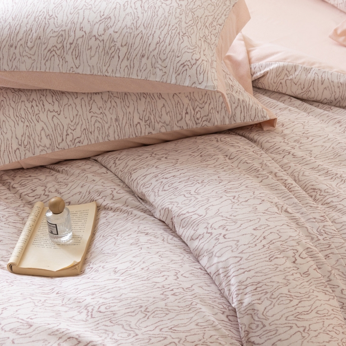 91家纺网 家纺一手货源 找家纺 巧玲珑 2025新款ABk版新疆棉双拼四件套（新花色已更新）浪漫主义