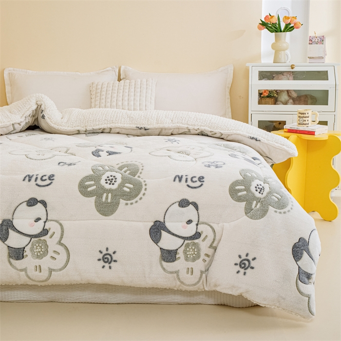 91家纺网 家纺一手货源 找家纺 曼町家居 2025新款加厚升级款雪花绒印花冬被 被子被芯 熊猫宝贝