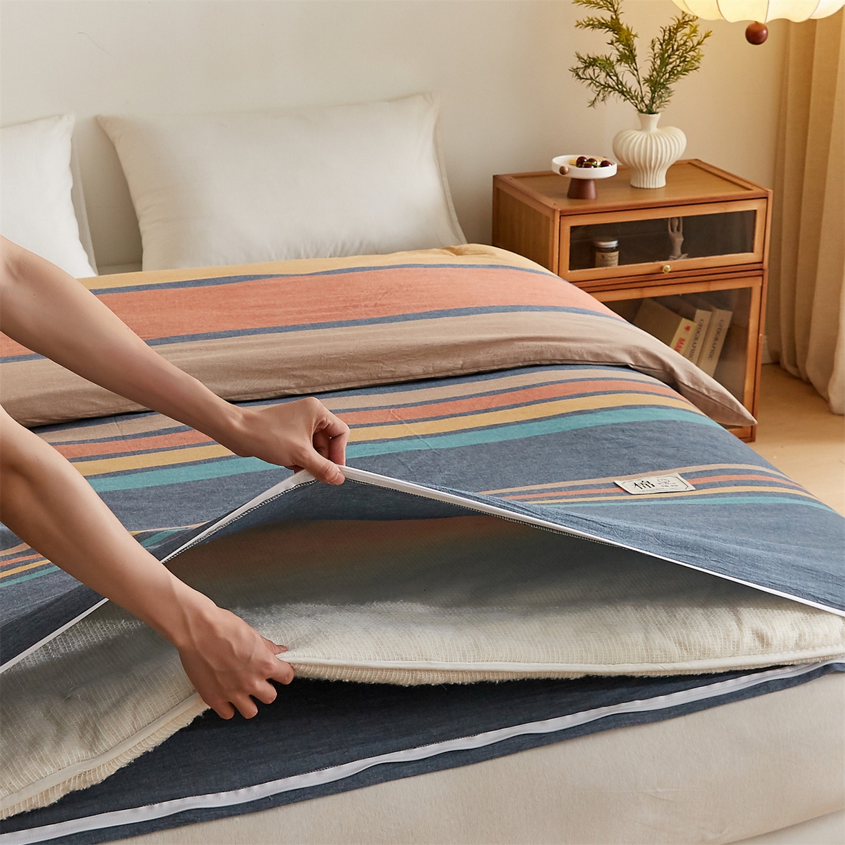 91家纺网 家纺一手货源 找家纺 凡心 2025新款可拆洗冬被被子被芯 兰陵彩条