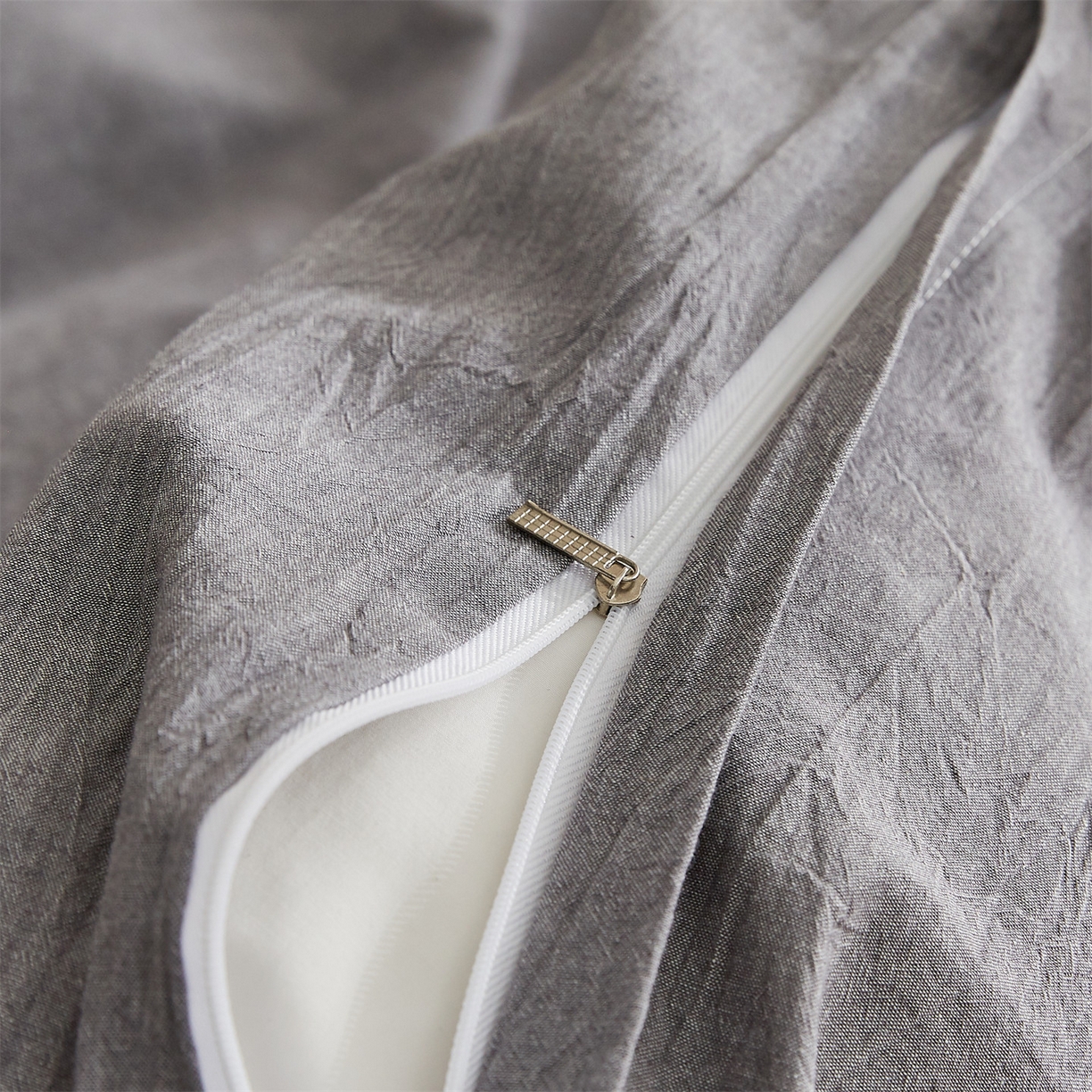 91家纺网 家纺一手货源 找家纺 凡心 2025新款可拆洗冬被被子被芯 雅致灰