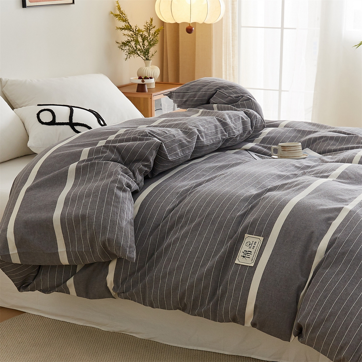 91家纺网 家纺一手货源 找家纺 凡心 2025新款可拆洗冬被被子被芯 条纹灰