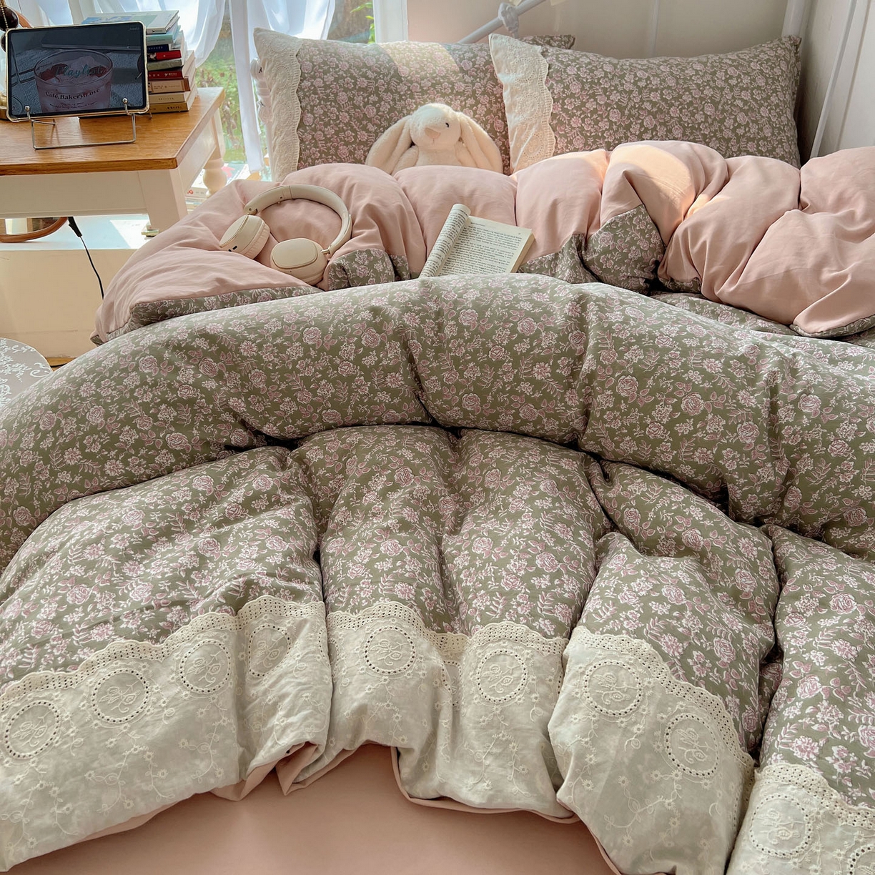 91家纺网 家纺一手货源 找家纺 （总）优选 2025秋冬新品韩国小清新有氧提花人字纹双层纱全棉蕾丝花边加厚四件套（提供买家秀）