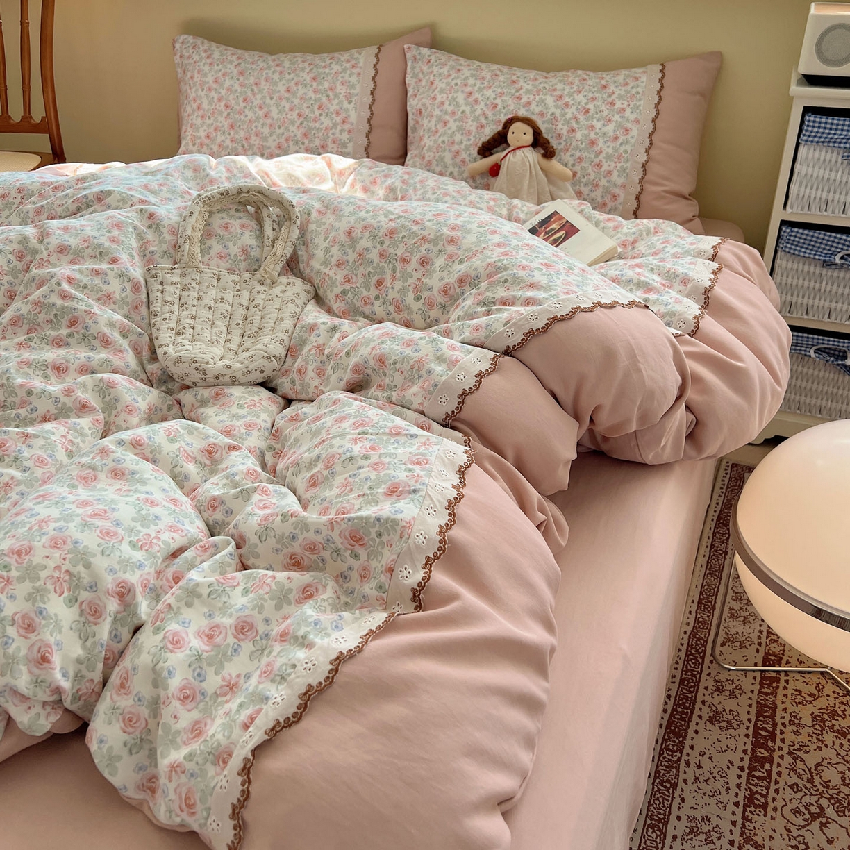 91家纺网 家纺一手货源 找家纺 优选 2025秋冬新品韩国小清新有氧提花人字纹双层纱全棉蕾丝花边加厚四件套 芊芊花海-小花边