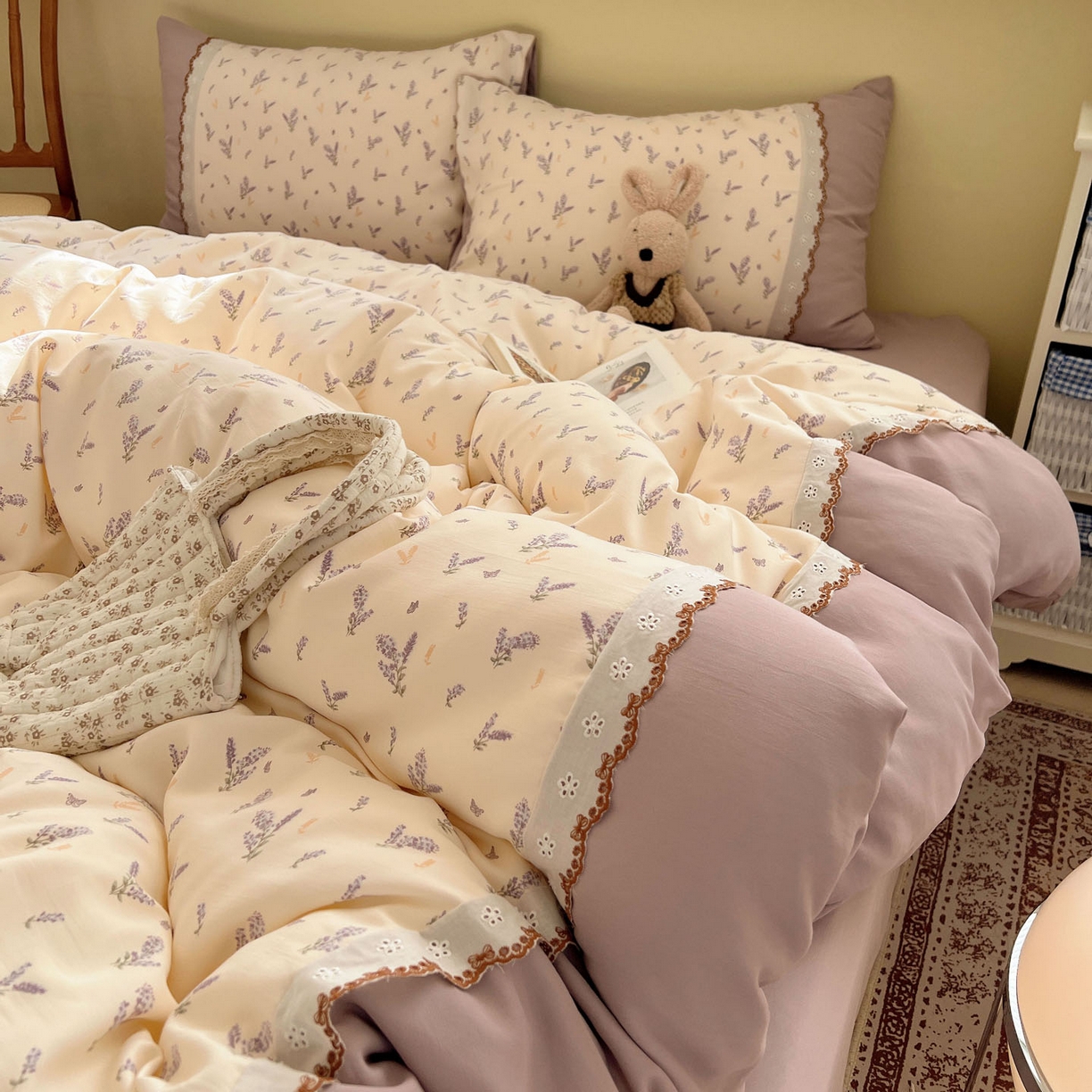 91家纺网 家纺一手货源 找家纺 优选 2025秋冬新品韩国小清新有氧提花人字纹双层纱全棉蕾丝花边加厚四件套 薰衣草-小花边