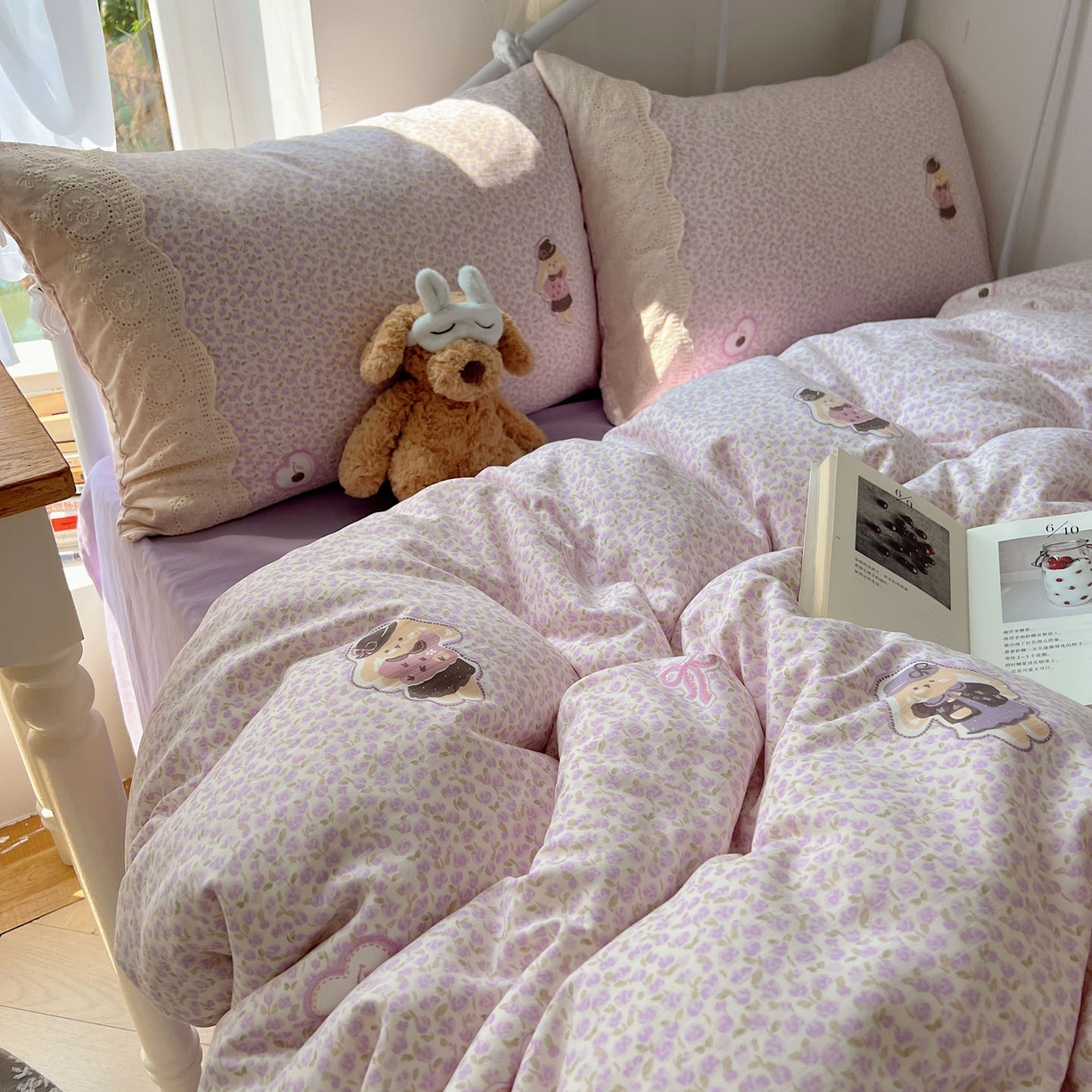 91家纺网 家纺一手货源 找家纺 优选 2025秋冬新品韩国小清新有氧提花人字纹双层纱全棉蕾丝花边加厚四件套 海棠轻语-大花边