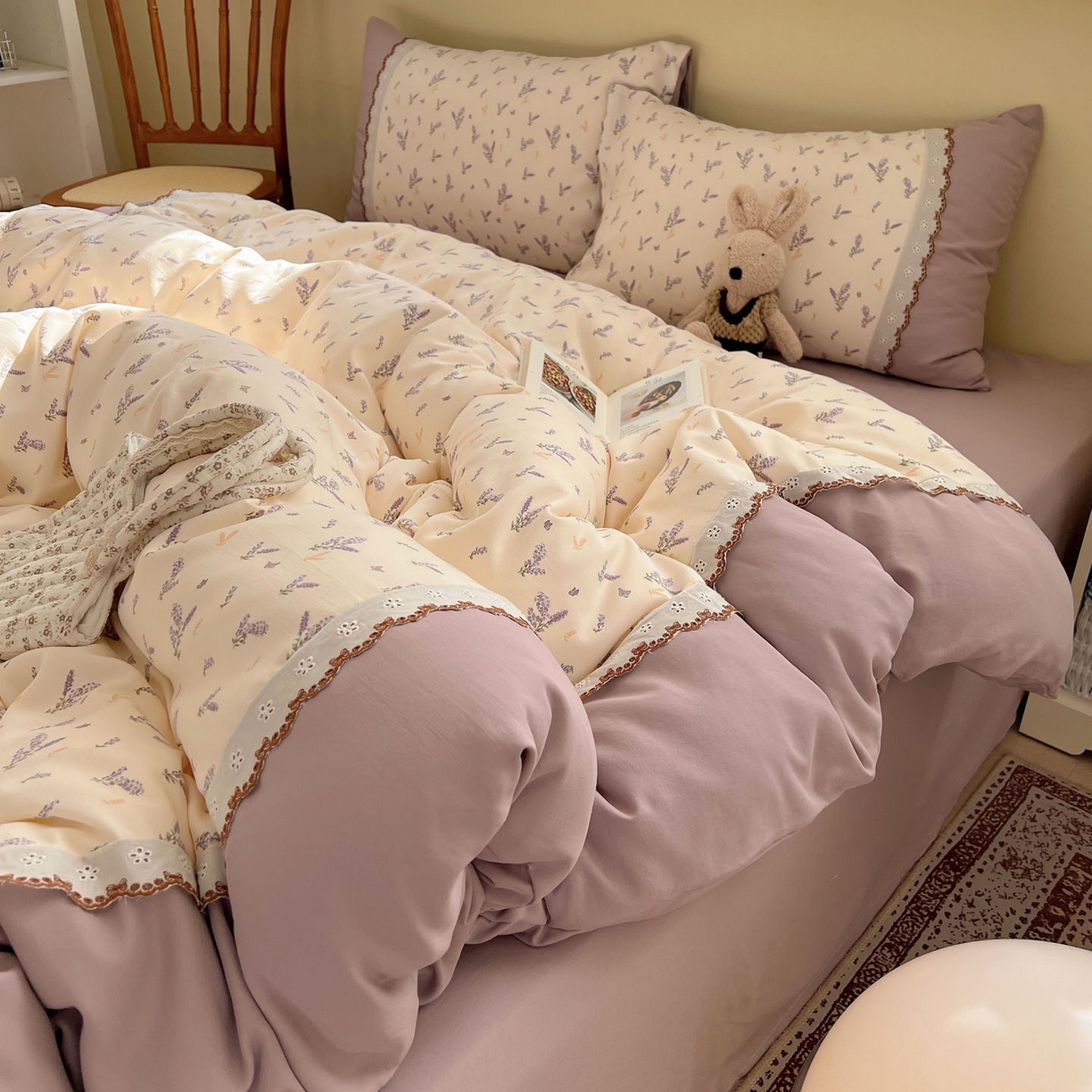 91家纺网 家纺一手货源 找家纺 优选 2025秋冬新品韩国小清新有氧提花人字纹双层纱全棉蕾丝花边加厚四件套 薰衣草-小花边