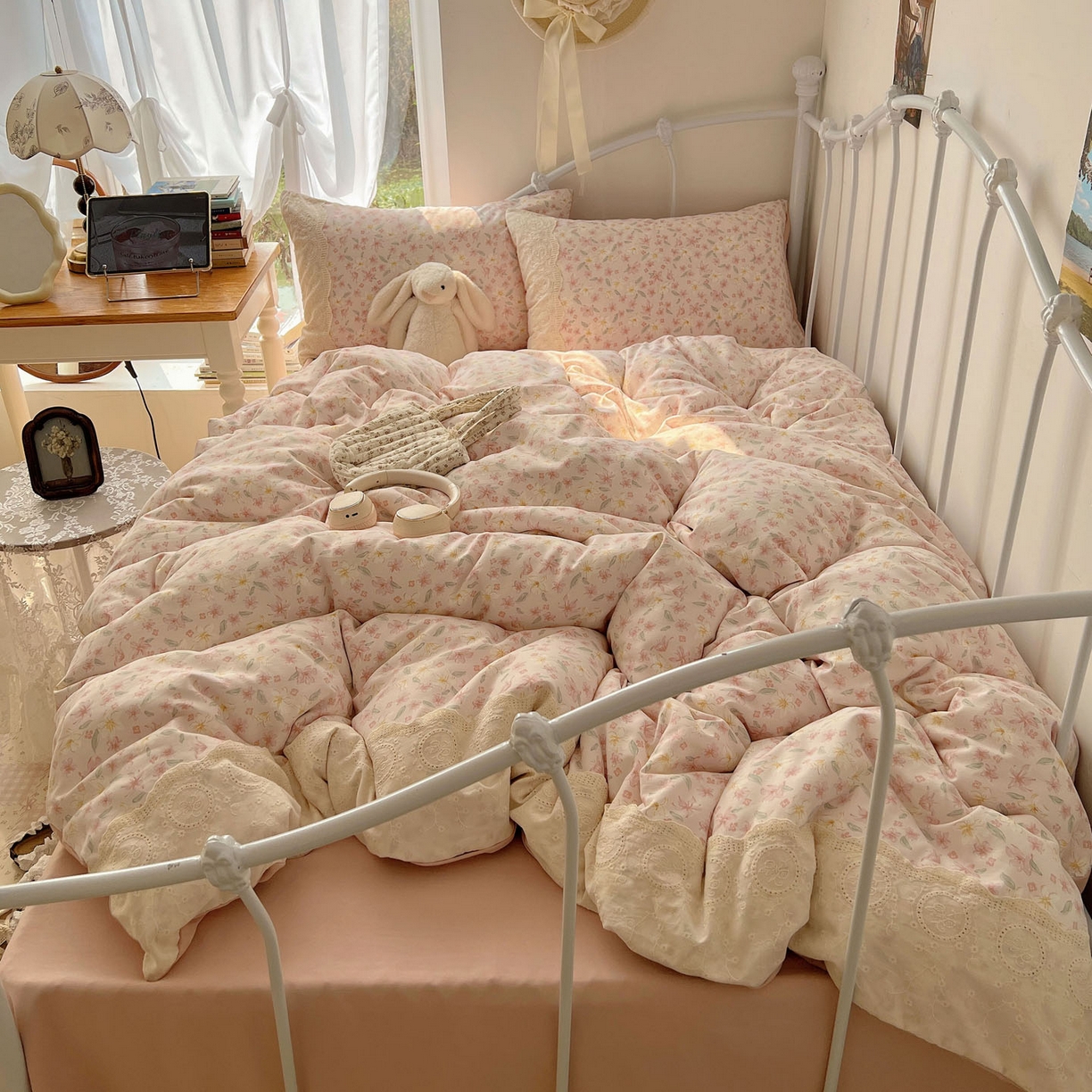 91家纺网 家纺一手货源 找家纺 优选 2025秋冬新品韩国小清新有氧提花人字纹双层纱全棉蕾丝花边加厚四件套 盎然-大花边