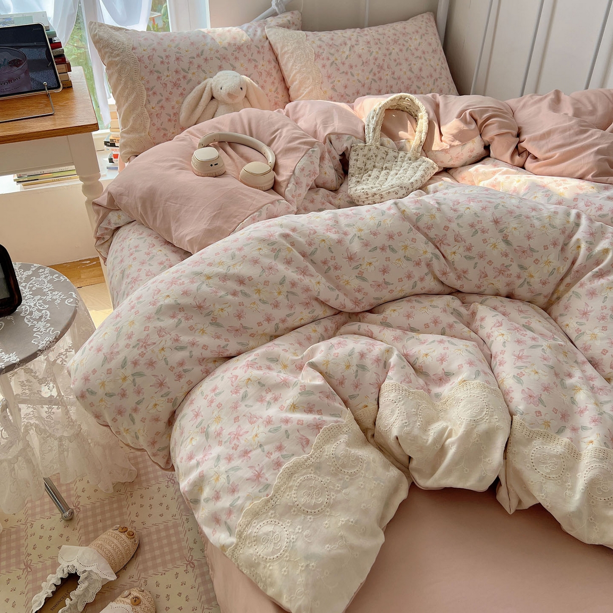 91家纺网 家纺一手货源 找家纺 优选 2025秋冬新品韩国小清新有氧提花人字纹双层纱全棉蕾丝花边加厚四件套 盎然-大花边