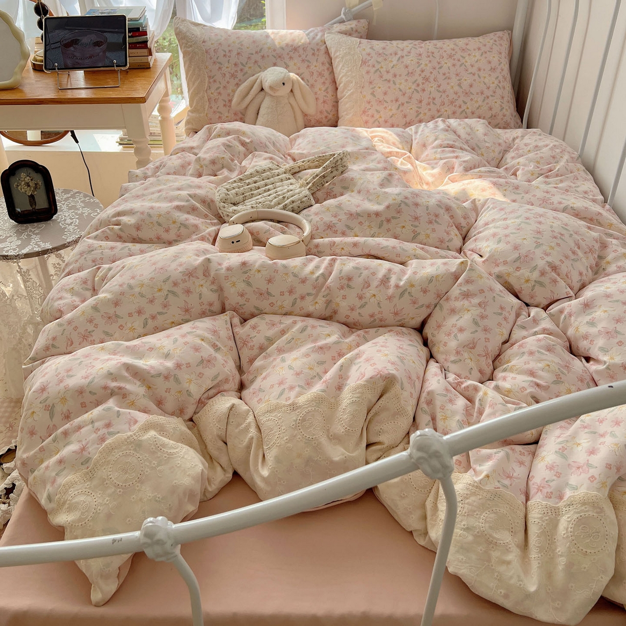 91家纺网 家纺一手货源 找家纺 优选 2025秋冬新品韩国小清新有氧提花人字纹双层纱全棉蕾丝花边加厚四件套 盎然-大花边