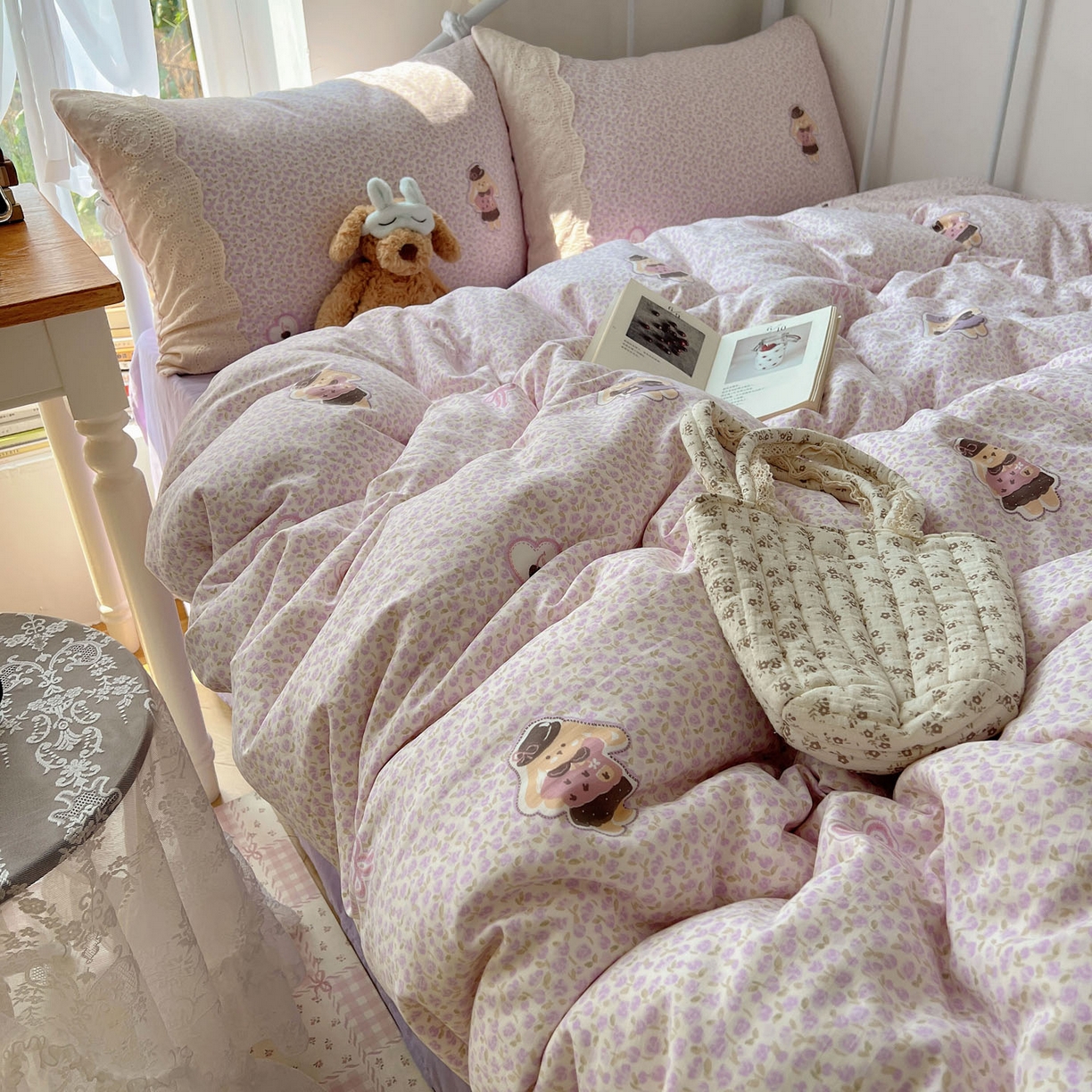 91家纺网 家纺一手货源 找家纺 优选 2025秋冬新品韩国小清新有氧提花人字纹双层纱全棉蕾丝花边加厚四件套 海棠轻语-大花边