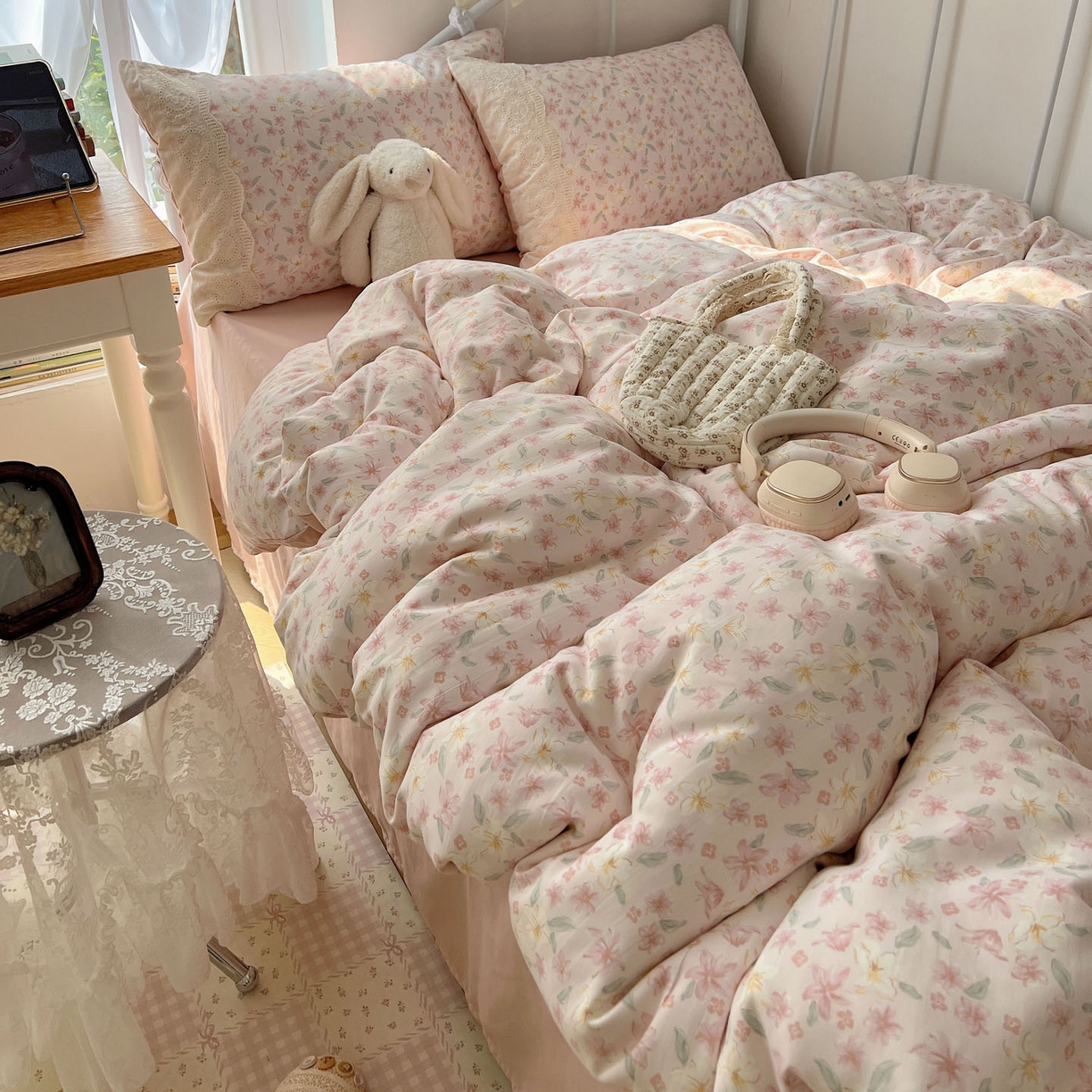 91家纺网 家纺一手货源 找家纺 优选 2025秋冬新品韩国小清新有氧提花人字纹双层纱全棉蕾丝花边加厚四件套 盎然-大花边