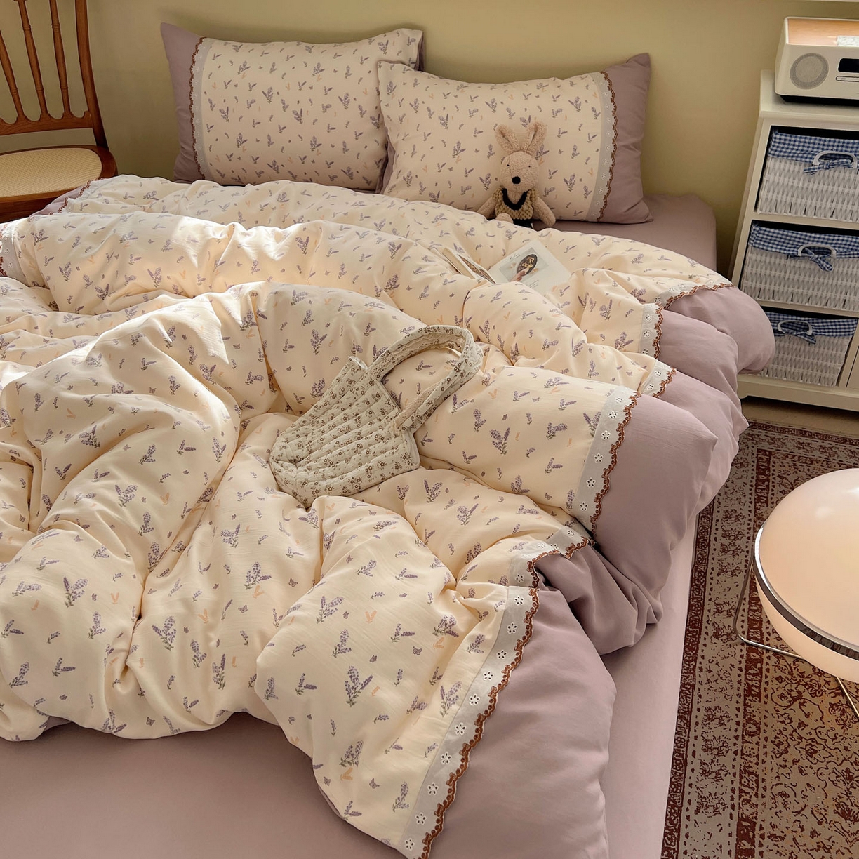 91家纺网 家纺一手货源 找家纺 优选 2025秋冬新品韩国小清新有氧提花人字纹双层纱全棉蕾丝花边加厚四件套 薰衣草-小花边