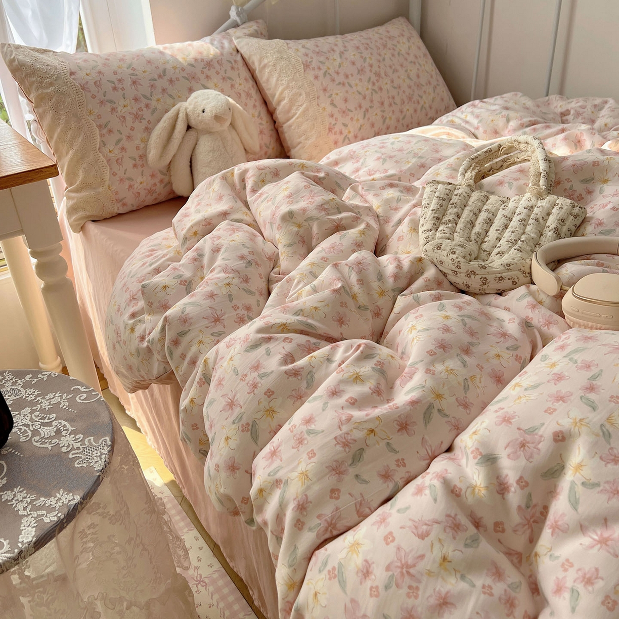 91家纺网 家纺一手货源 找家纺 优选 2025秋冬新品韩国小清新有氧提花人字纹双层纱全棉蕾丝花边加厚四件套 盎然-大花边