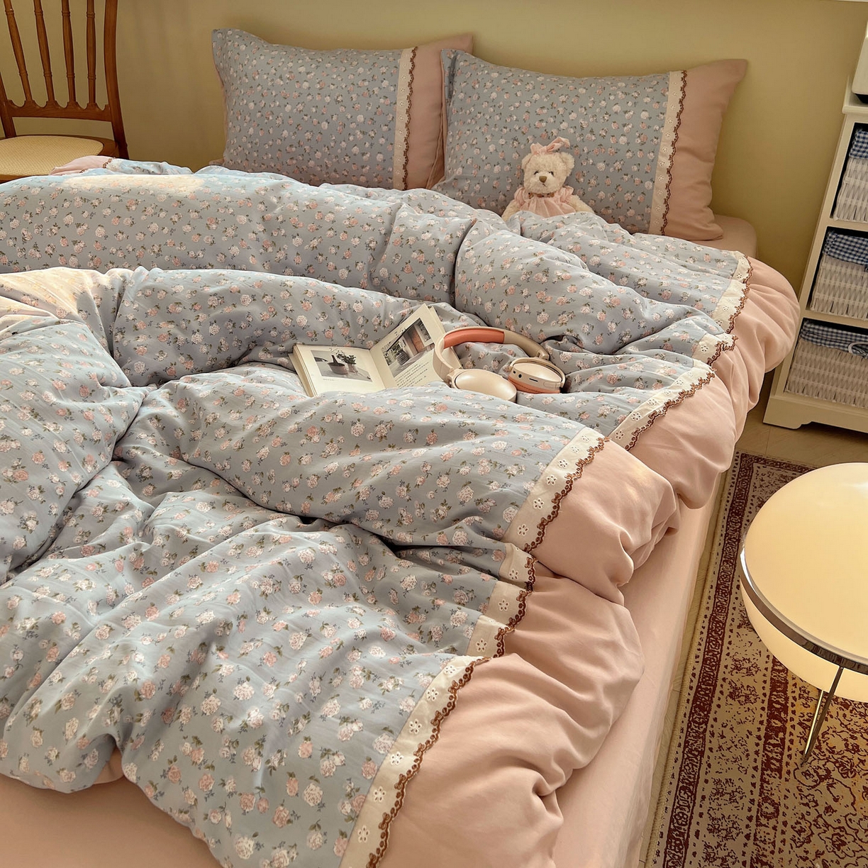 91家纺网 家纺一手货源 找家纺 优选 2025秋冬新品韩国小清新有氧提花人字纹双层纱全棉蕾丝花边加厚四件套 春雨绵绵-小花边