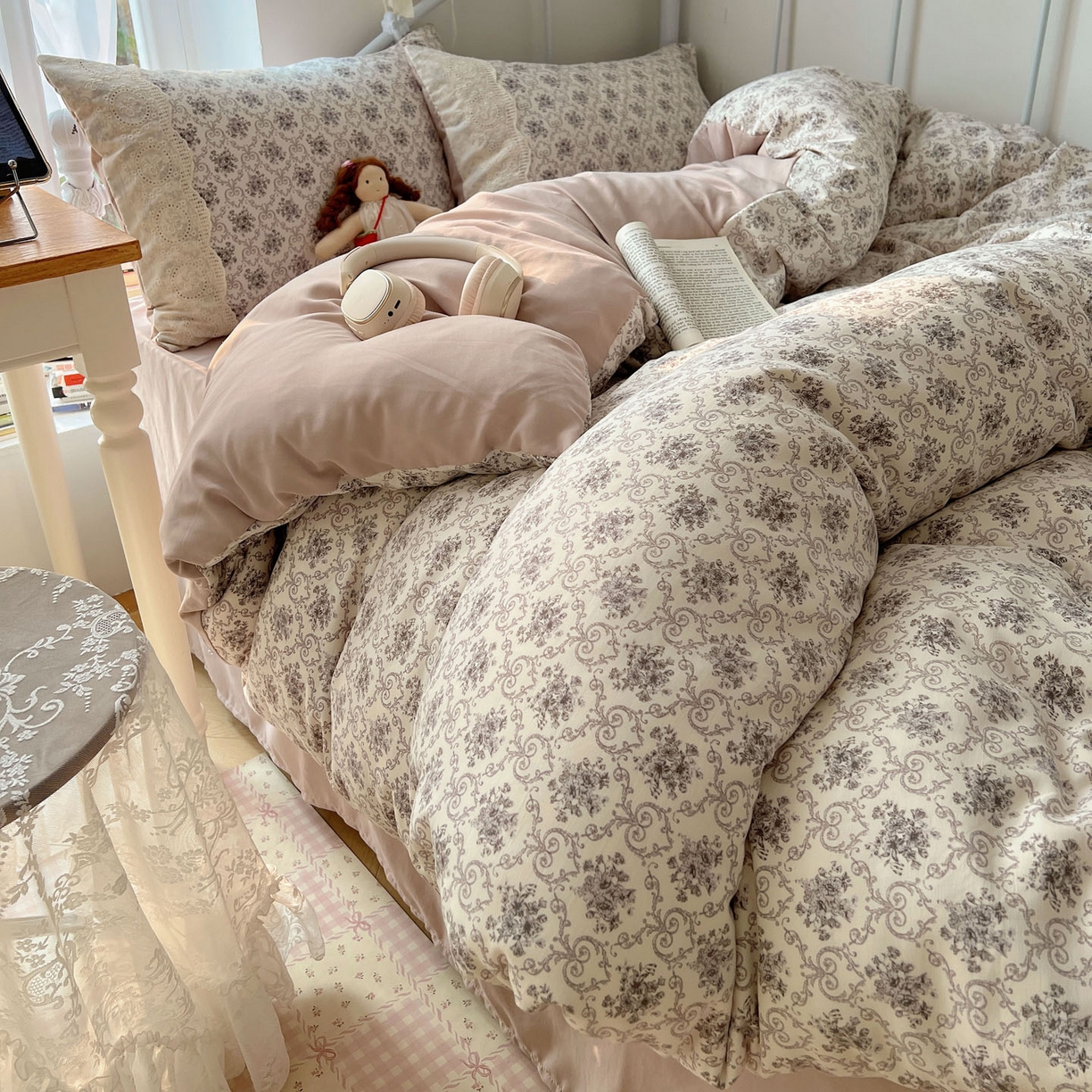 91家纺网 家纺一手货源 找家纺 优选 2025秋冬新品韩国小清新有氧提花人字纹双层纱全棉蕾丝花边加厚四件套 丁香紫-大花边