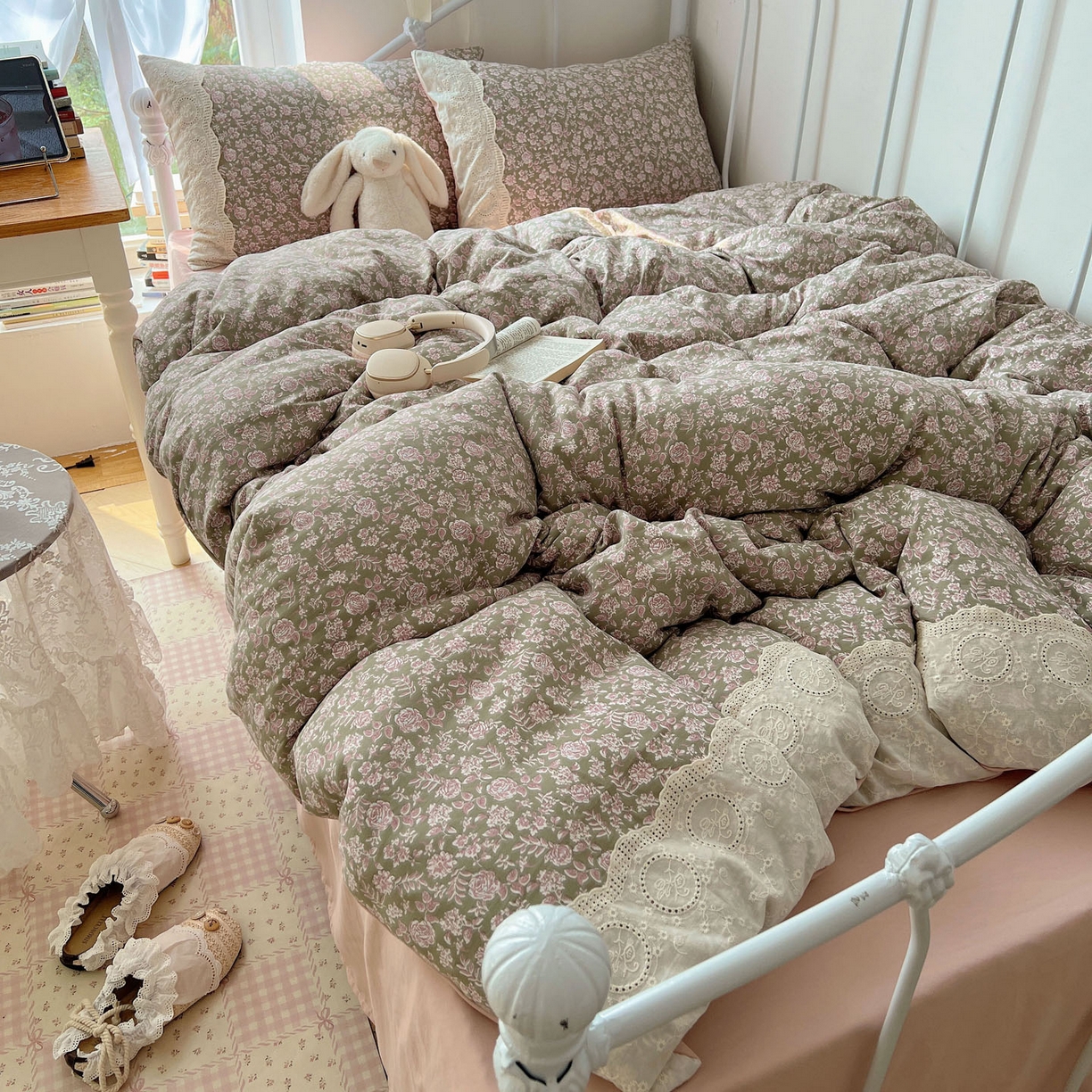 91家纺网 家纺一手货源 找家纺 优选 2025秋冬新品韩国小清新有氧提花人字纹双层纱全棉蕾丝花边加厚四件套 沐春-大花边