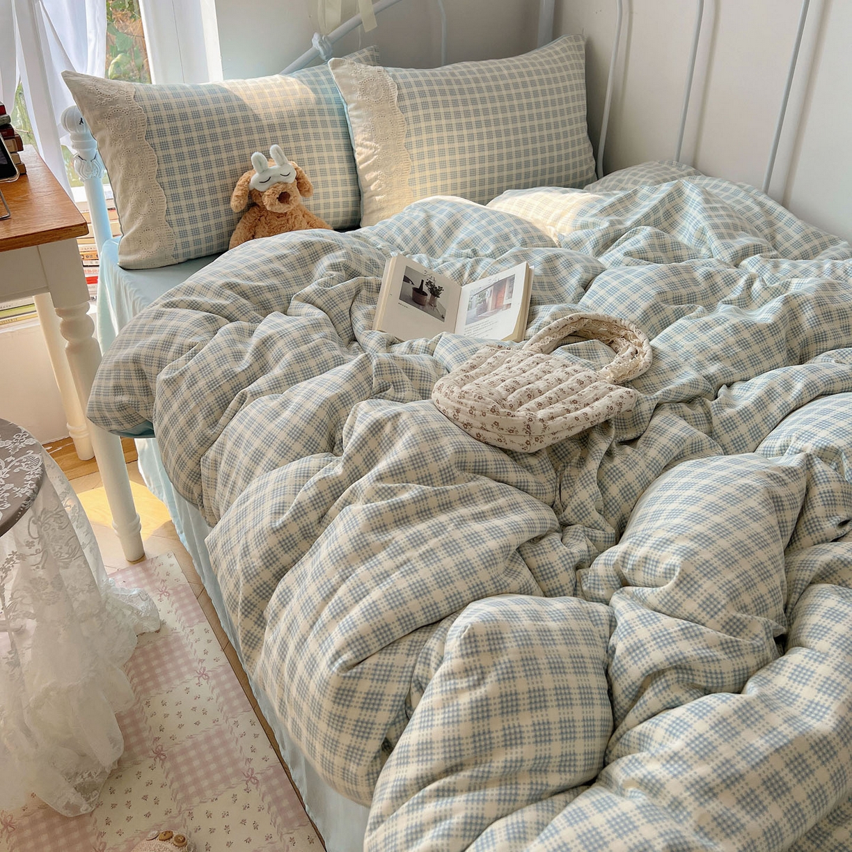 91家纺网 家纺一手货源 找家纺 优选 2025秋冬新品韩国小清新有氧提花人字纹双层纱全棉蕾丝花边加厚四件套 晚樱落海-大花边