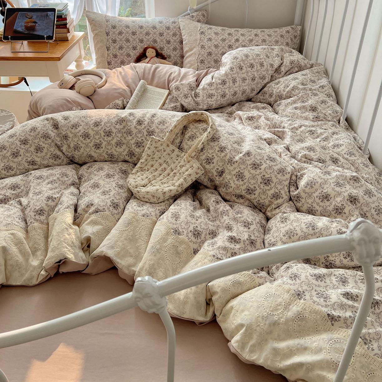 91家纺网 家纺一手货源 找家纺 优选 2025秋冬新品韩国小清新有氧提花人字纹双层纱全棉蕾丝花边加厚四件套 丁香紫-大花边