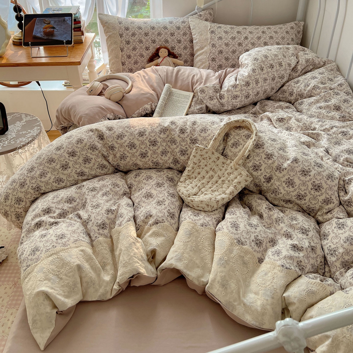 91家纺网 家纺一手货源 找家纺 优选 2025秋冬新品韩国小清新有氧提花人字纹双层纱全棉蕾丝花边加厚四件套 丁香紫-大花边