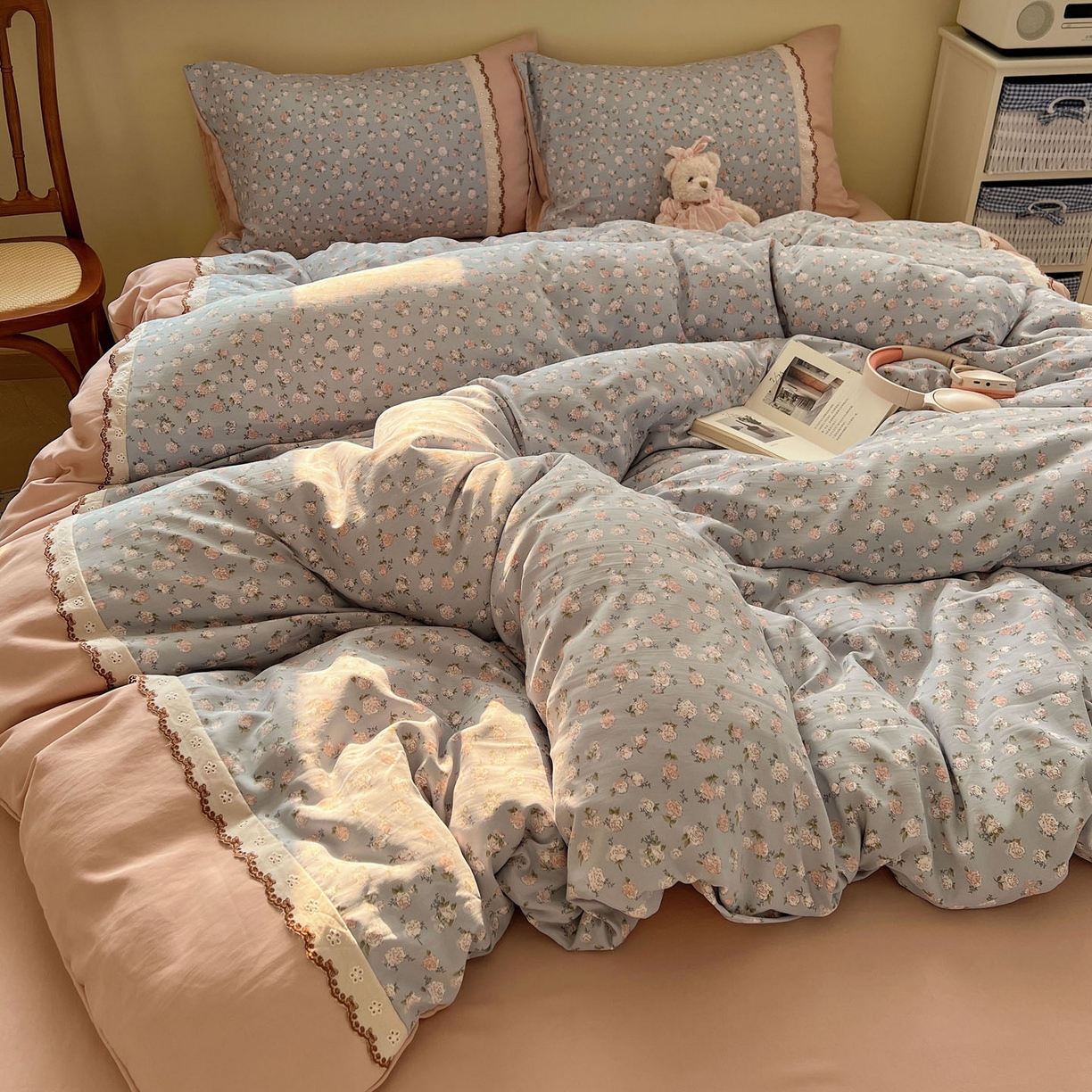 91家纺网 家纺一手货源 找家纺 优选 2025秋冬新品韩国小清新有氧提花人字纹双层纱全棉蕾丝花边加厚四件套 春雨绵绵-小花边