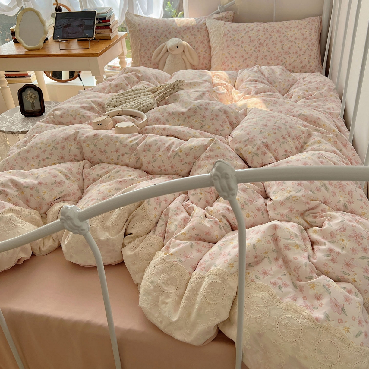 91家纺网 家纺一手货源 找家纺 优选 2025秋冬新品韩国小清新有氧提花人字纹双层纱全棉蕾丝花边加厚四件套 盎然-大花边