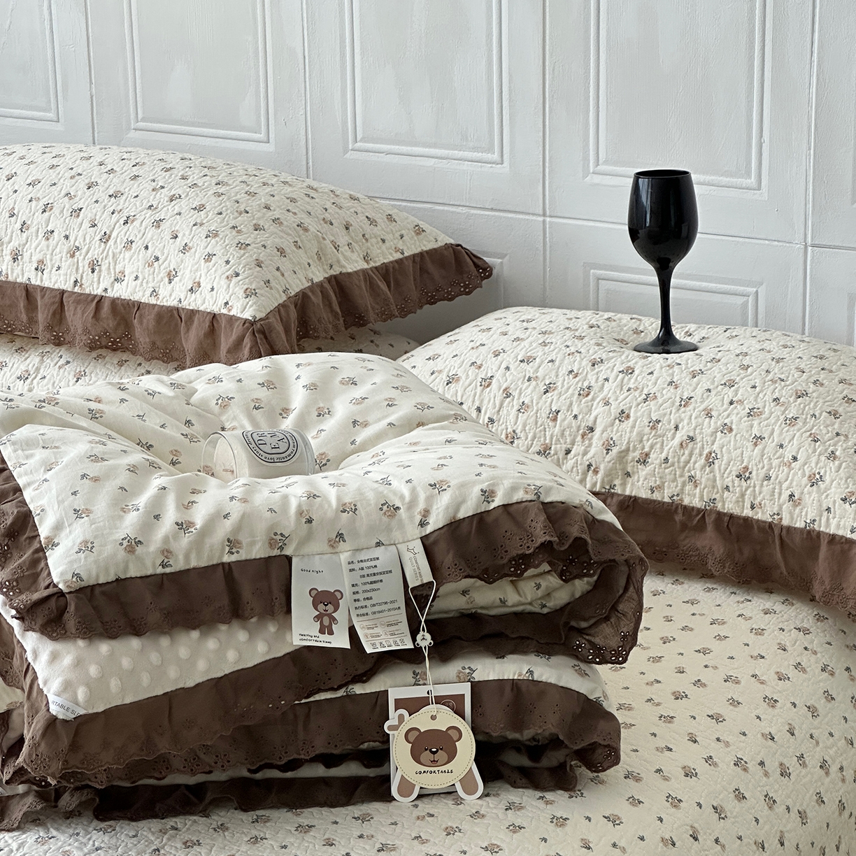 91家纺网 家纺一手货源 找家纺 佰织鑫家居 2025秋冬新品全棉法式床盖款豆豆被四件套 艾莎