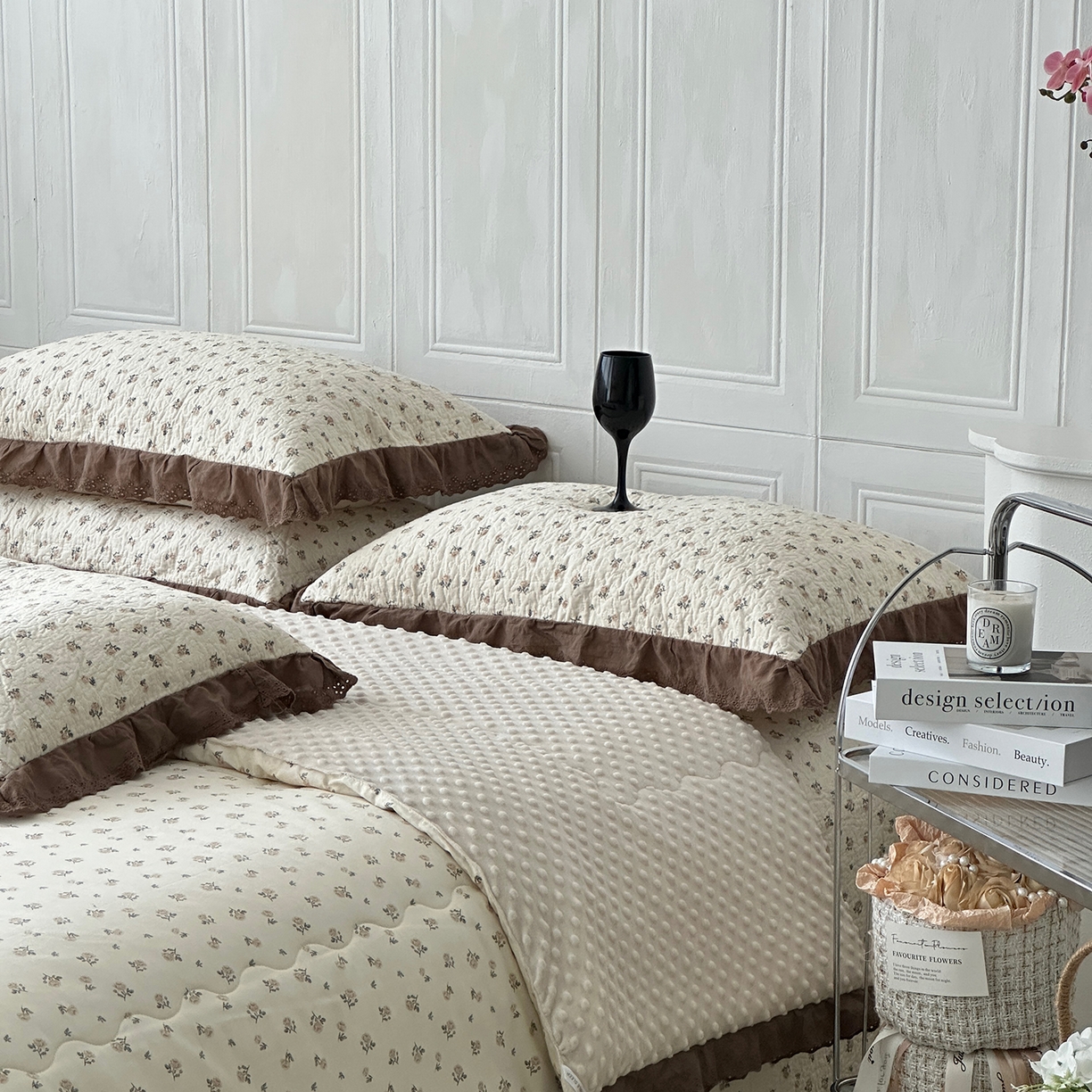 91家纺网 家纺一手货源 找家纺 佰织鑫家居 2025秋冬新品全棉法式床盖款豆豆被四件套 艾莎