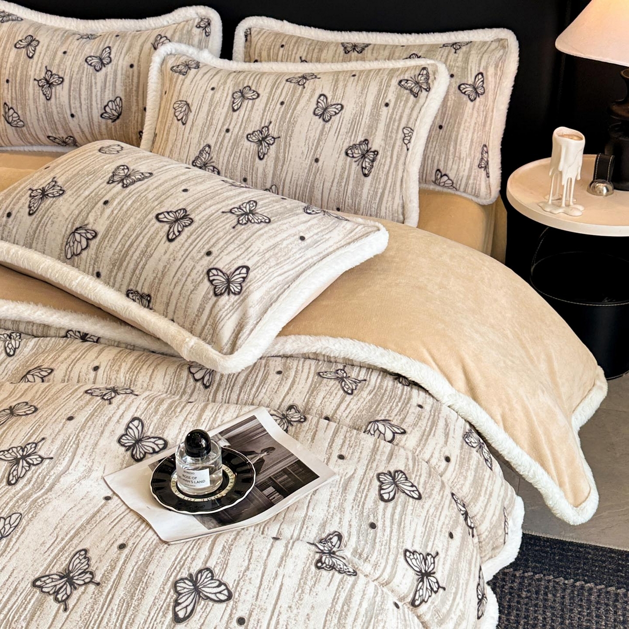 91家纺网 家纺一手货源 找家纺 （总）涵宸家纺 2025新款雕花牛奶绒四件套