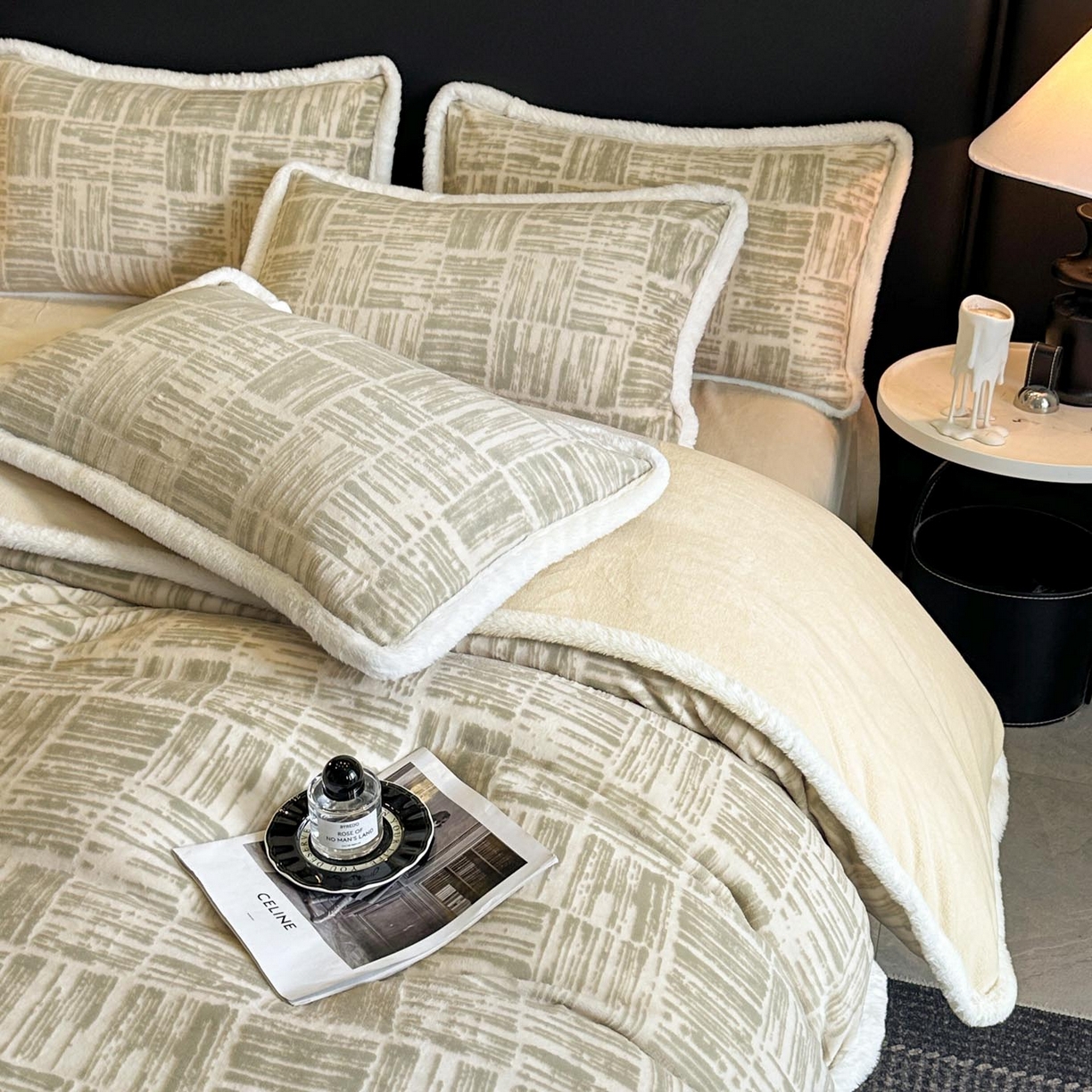 91家纺网 家纺一手货源 找家纺 涵宸家纺 2025新款雕花牛奶绒四件套 怡然居- 绿