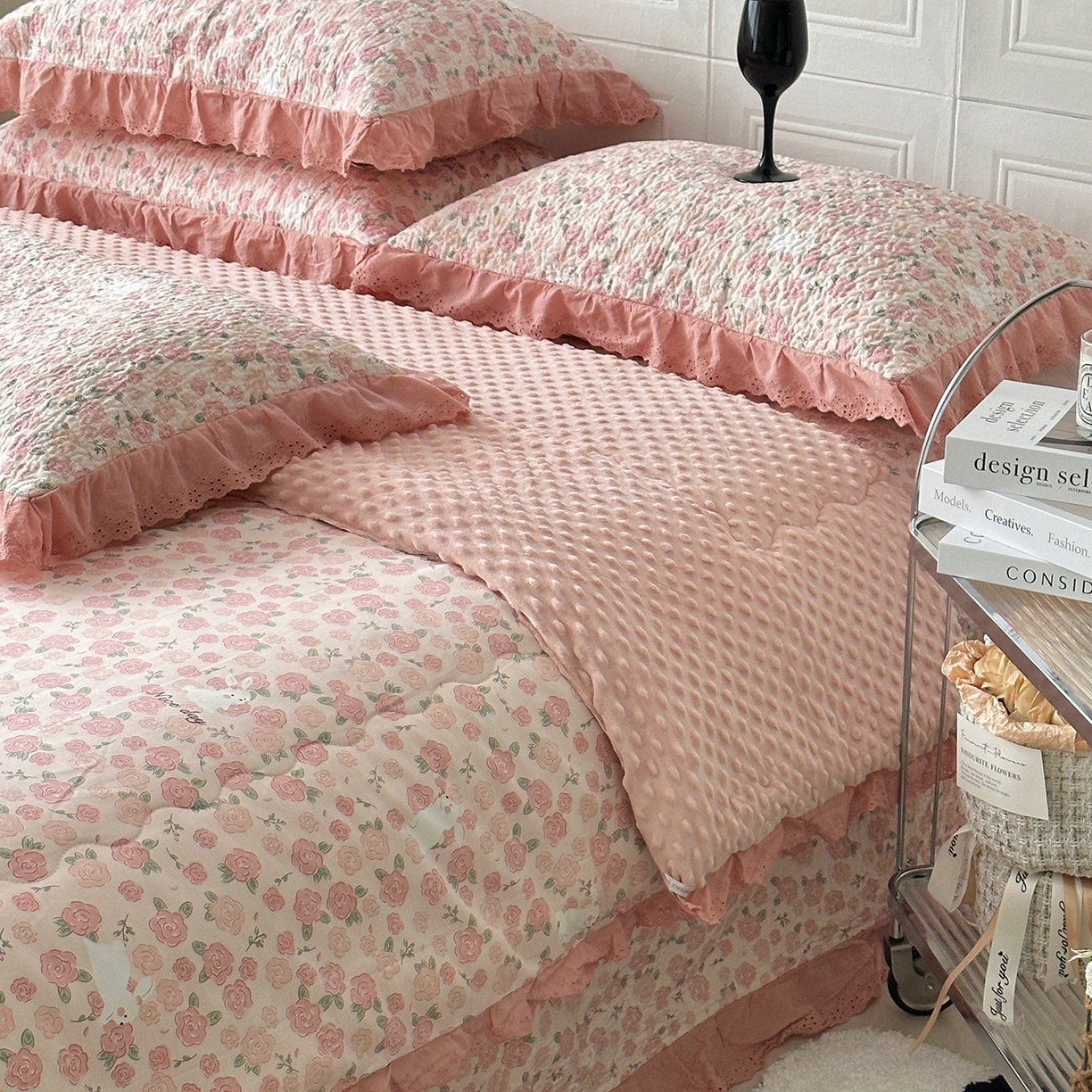 91家纺网 家纺一手货源 找家纺 佰织鑫家居 2025秋冬新品全棉法式床盖款豆豆被四件套 爱情故事