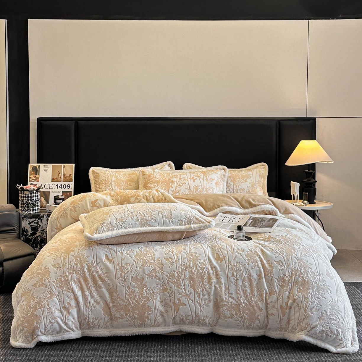 涵宸家纺 2025新款雕花牛奶绒四件套 雨蝶-卡其