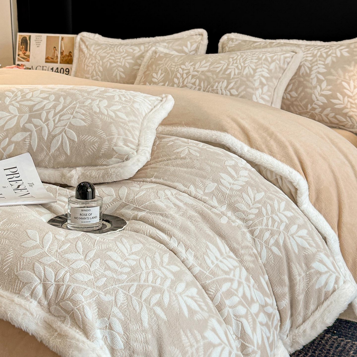 91家纺网 家纺一手货源 找家纺 涵宸家纺 2025新款雕花牛奶绒四件套 和春-米